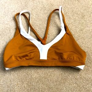 Lululemon sports bra new!!